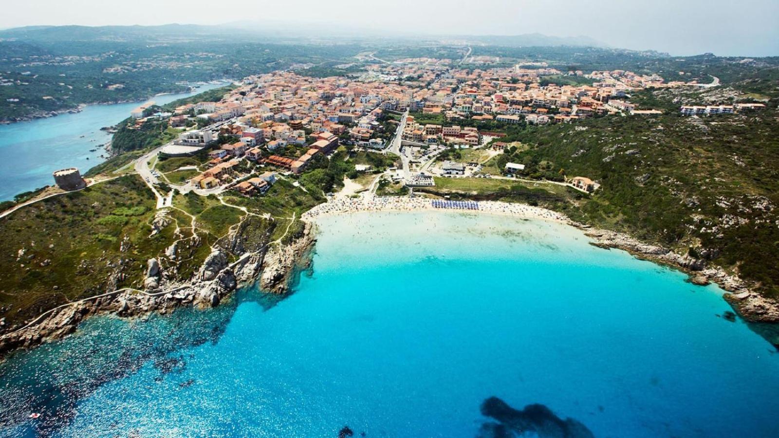 Tresor Hotel Santa Teresa Gallura Eksteriør billede