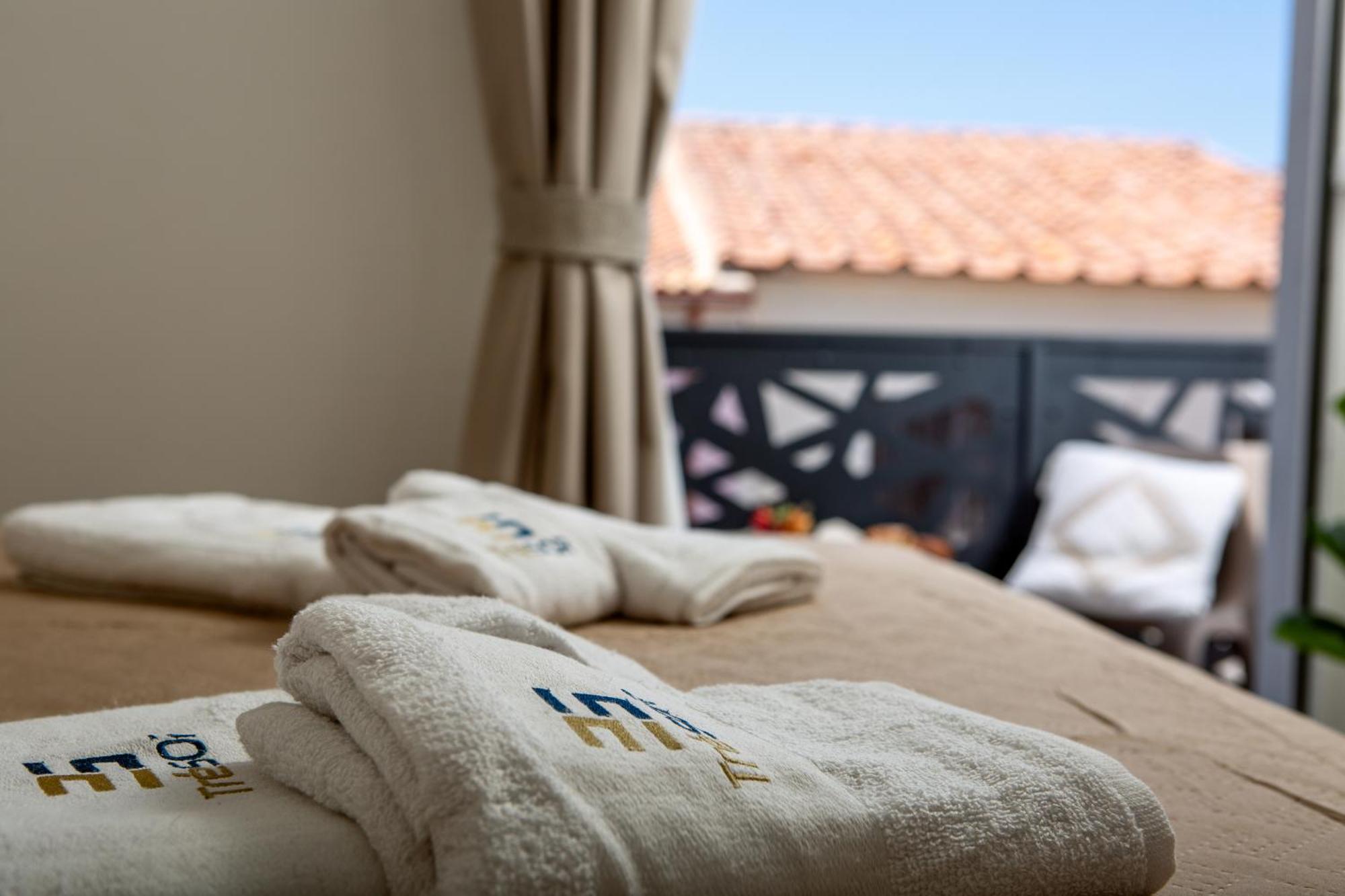 Tresor Hotel Santa Teresa Gallura Eksteriør billede